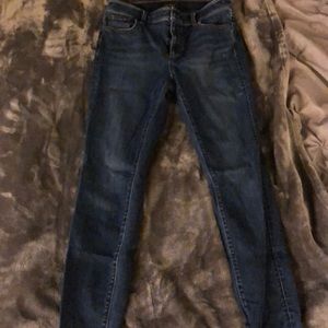 Ann Taylor curvy fit skinny jeans